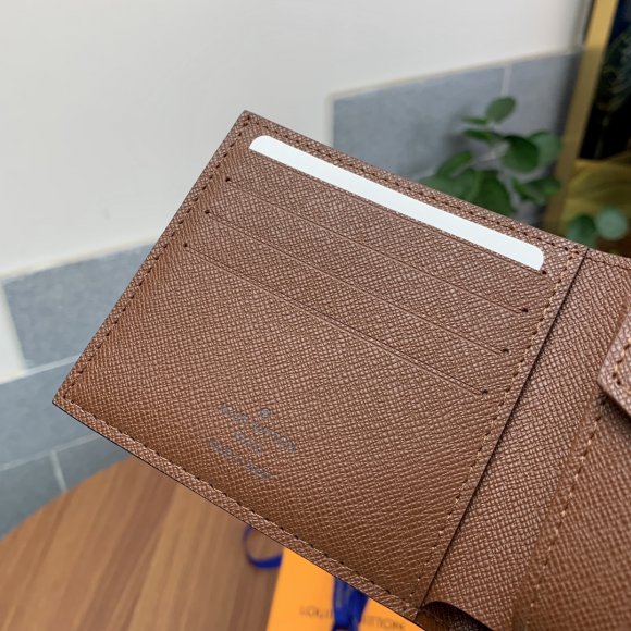 Louis Vuitton Кошелек CN_0510LV4 Louis Vuitton Кошелек CN_0510LV4