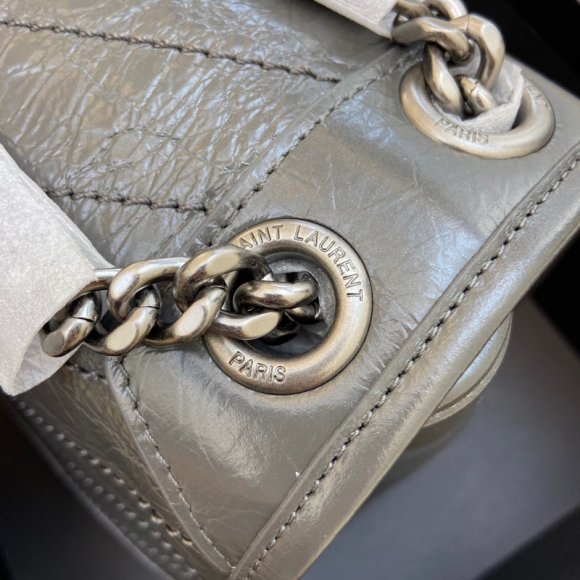 Saint Laurent - Женская сумка LG_0802SL2 Saint Laurent - Женская сумка LG_0802SL2