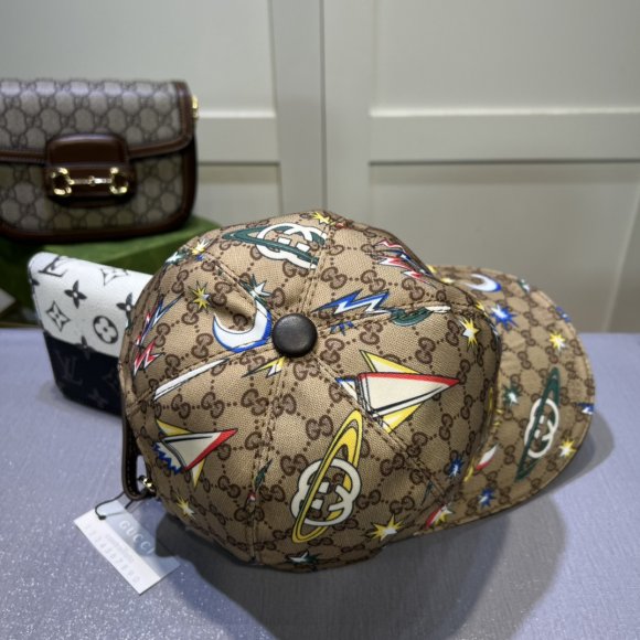 Gucci - Бейсболка кепка AO_2004GU11
