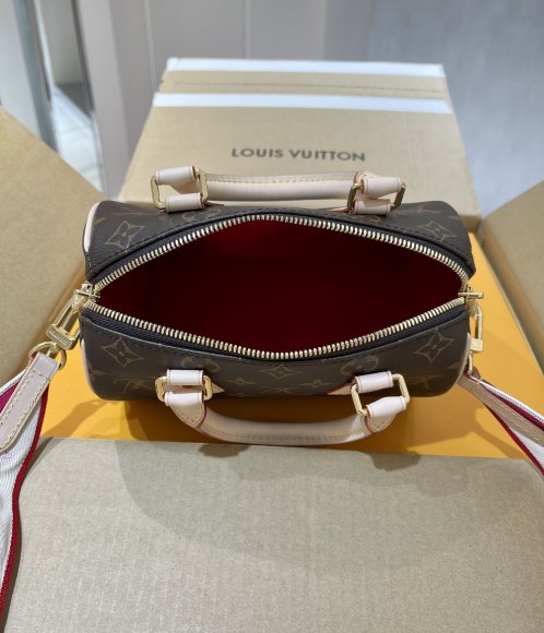 Louis Vuitton Speedy Bandouliere 20 Женская сумка LL_0302LV2 Louis Vuitton Speedy Bandouliere 20 Женская сумка LL_0302LV2