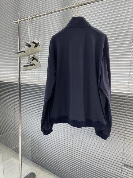 Louis Vuitton - Мужская кофта толстовка AH_0210LV1