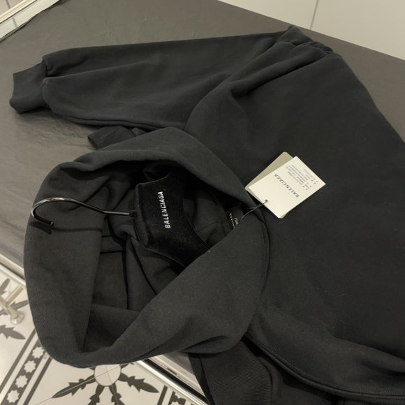 Balenciaga - Женская кофта худи FY_1912BA5 Balenciaga - Женская кофта худи FY_1912BA5