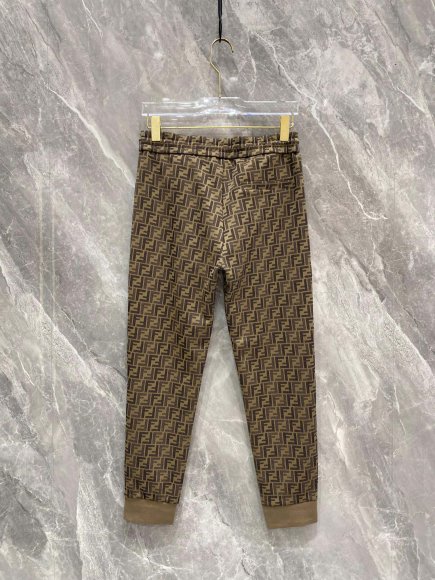 Fendi - Мужской спортивный костюм DF_2608FE7 Fendi - Мужской спортивный костюм DF_2608FE7