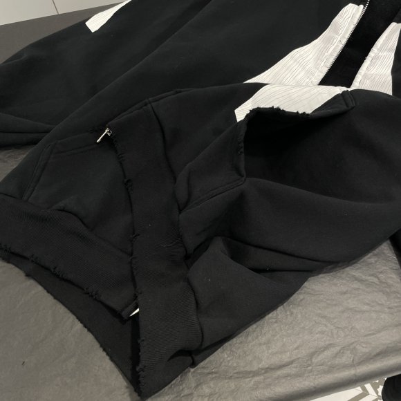 Balenciaga Archive Series - Мужская кофта толстовка худи FY_1912BA4 Balenciaga Archive Series - Мужская кофта толстовка худи FY_1912BA4