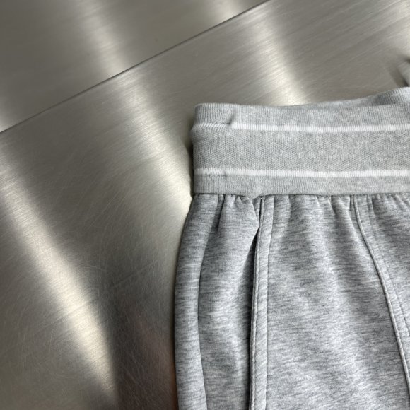 Moncler - Мужские спортивные штаны TJ_2206MO1 Moncler - Мужские спортивные штаны TJ_2206MO1