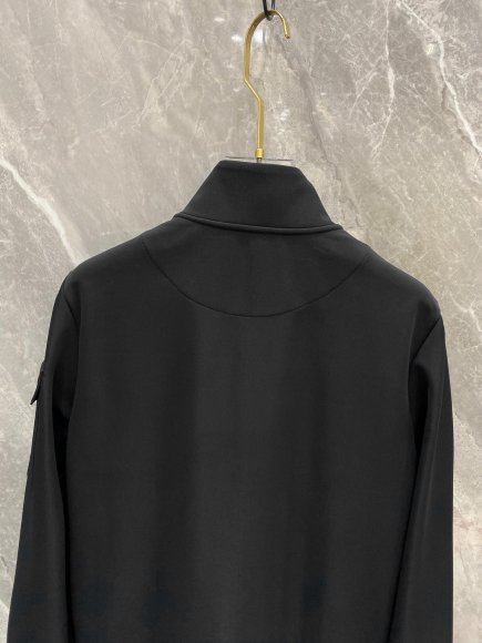 Moncler - Мужской спортивный костюм DF_2608MO8 Moncler - Мужской спортивный костюм DF_2608MO8