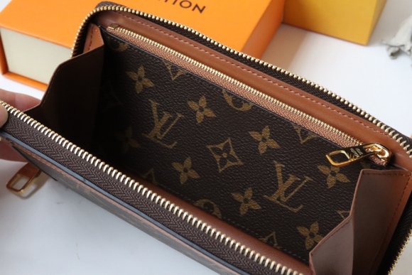 Louis Vuitton Кошелек CN_0505LV9 Louis Vuitton Кошелек CN_0505LV9