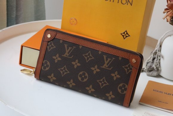 Louis Vuitton Кошелек CN_0505LV9 Louis Vuitton Кошелек CN_0505LV9