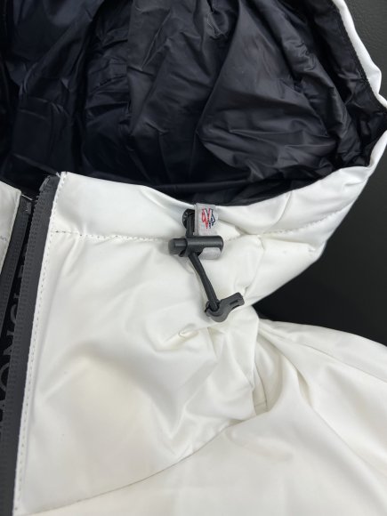 Moncler - Мужская куртка пуховик DZ_1811MO1 Moncler - Мужская куртка пуховик DZ_1811MO1