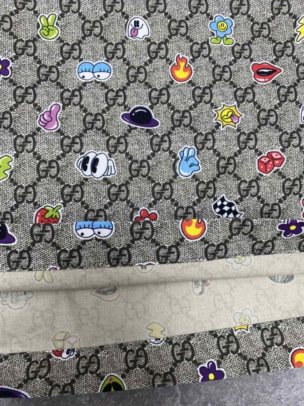 Gucci - Мужские шорты DZ_1204GU2 Gucci - Мужские шорты DZ_1204GU2