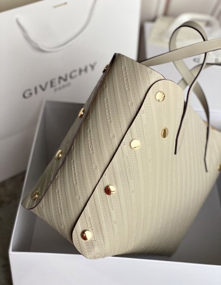 Givenchy Женская сумка- тоут GI_1102GI1 Givenchy Женская сумка- тоут GI_1102GI1