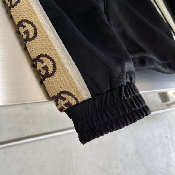 Gucci - Мужская кофта TJ_0309GU1 Gucci - Мужская кофта TJ_0309GU1