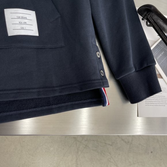 Thom Browne - Мужская кофта свитшот толстовка TJ_1610TB1