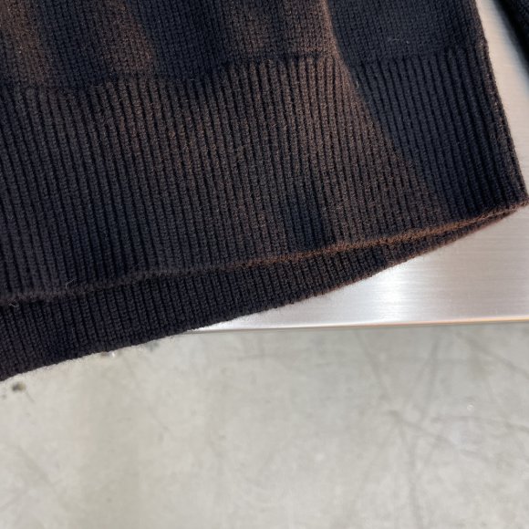 Givenchy - Мужская кофта свитер TJ_2001GI1