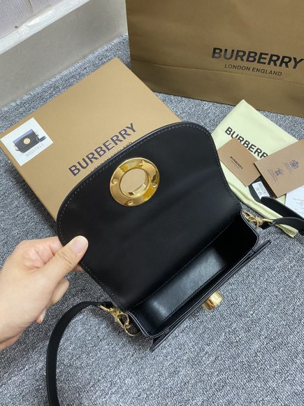 Burberry Elizabeth Сумка мессенджер BU1_0610BU2