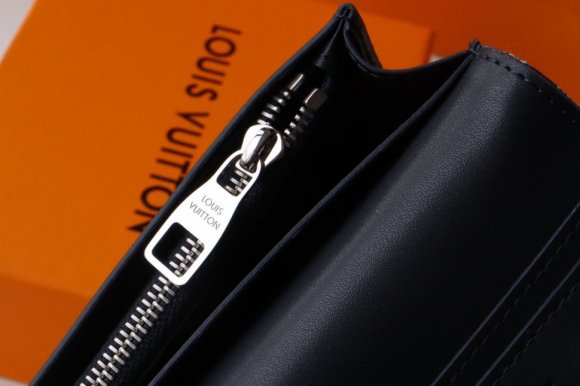 Louis Vuitton Кошелек CN_0505LV10 Louis Vuitton Кошелек CN_0505LV10