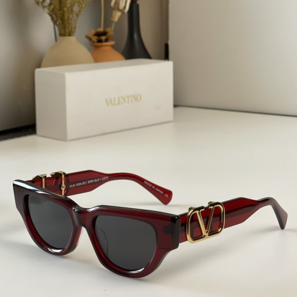 Valentino - Солнцезащитные очки K2_2402VA14 Valentino - Солнцезащитные очки K2_2402VA14