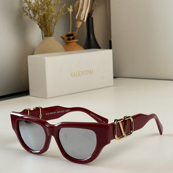 Valentino - Солнцезащитные очки K2_2402VA14 Valentino - Солнцезащитные очки K2_2402VA14