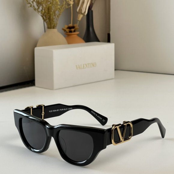 Valentino - Солнцезащитные очки K2_2402VA14 Valentino - Солнцезащитные очки K2_2402VA14