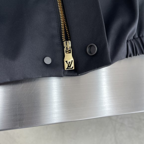 Louis Vuitton Monogram Craggy - Мужская куртка ветровка TJ_1610LV4