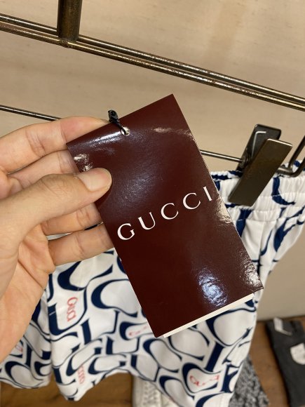 Gucci - Мужские шорты (костюм рубашка) DZ_1007GU8 Gucci - Мужские шорты (костюм рубашка) DZ_1007GU8