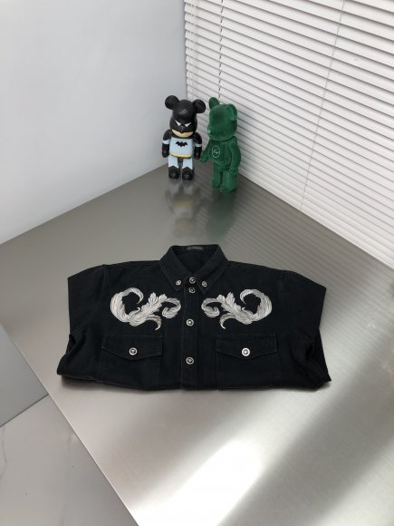 Versace - Мужская джинсовая рубашка куртка DZ_0205VE1 Versace - Мужская джинсовая рубашка куртка DZ_0205VE1