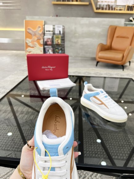 Salvatore Ferragamo - Мужские кроссовки RU_0705SF10