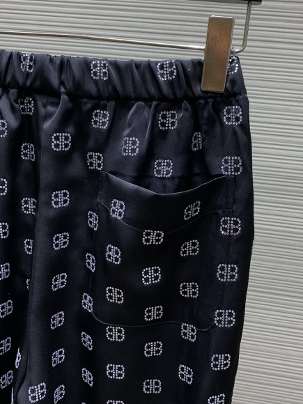 Balenciaga - Женские штаны брюки ( костюм рубашка) DZ_0108BA11 Balenciaga - Женские штаны брюки ( костюм рубашка) DZ_0108BA11