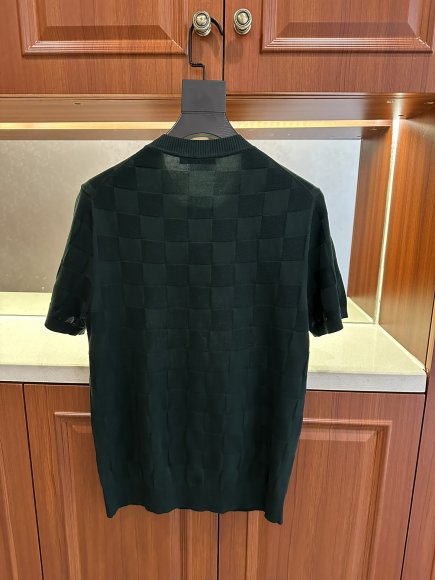 Louis Vuitton - Мужская трикотажная футболка майка MI_0404LV2