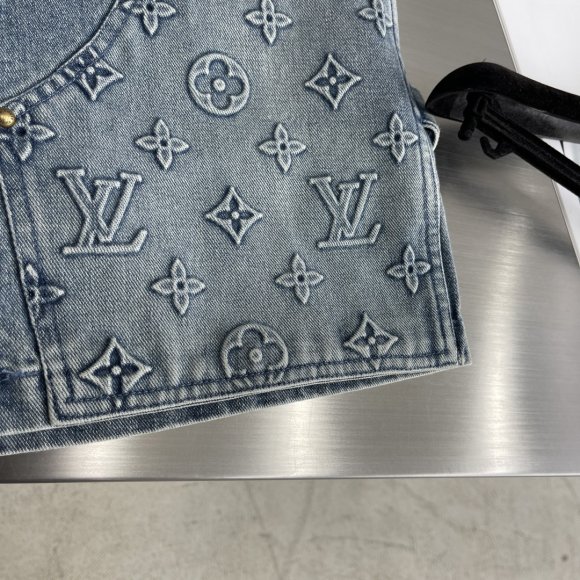 Louis Vuitton - Мужские джинсовые шорты TJ_2207LV2 Louis Vuitton - Мужские джинсовые шорты TJ_2207LV2