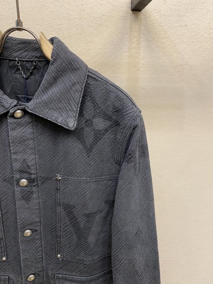 Louis Vuitton - Мужская джинсовая куртка рубашка (костюм джинсы) DZ_2111LV5 Louis Vuitton - Мужская джинсовая куртка рубашка (костюм джинсы) DZ_2111LV5