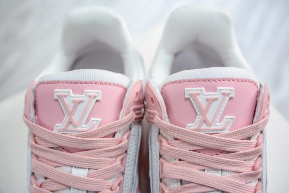 Louis Vuitton - Женские кроссовки PH_0105LV7W