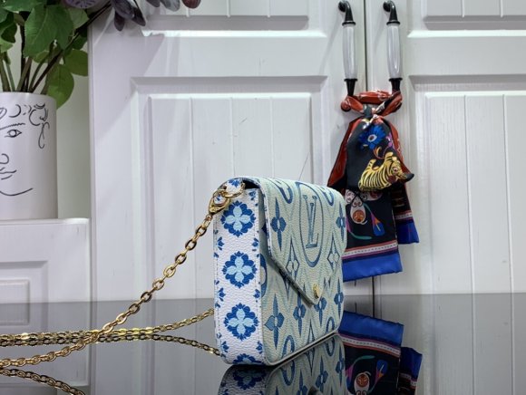 Louis Vuitton Felicie - Сумка клатч LG_2108LV7 Louis Vuitton Felicie - Сумка клатч LG_2108LV7