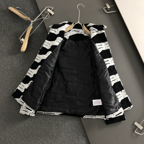 Balenciaga - Мужская куртка ветровка DF_1010BA10 Balenciaga - Мужская куртка ветровка DF_1010BA10