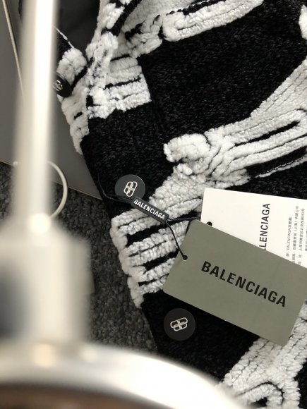 Balenciaga - Мужская куртка ветровка DF_1010BA10 Balenciaga - Мужская куртка ветровка DF_1010BA10