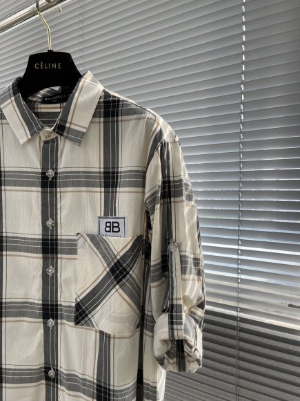 Balenciaga - Мужская рубашка TJ_2205BA1 Balenciaga - Мужская рубашка TJ_2205BA1