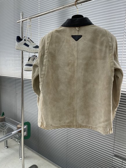 Prada - Мужская джинсовая куртка TJ_0210PR4 Prada - Мужская джинсовая куртка TJ_0210PR4