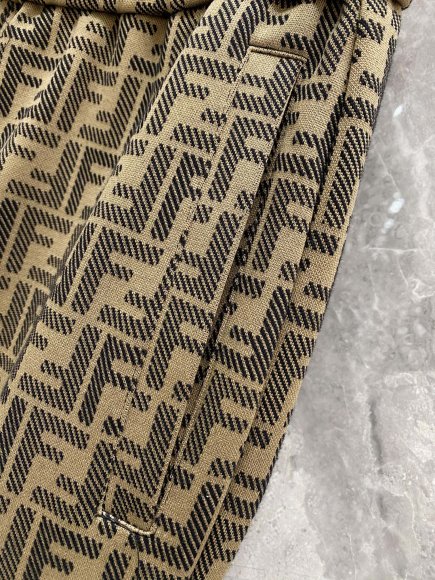 Fendi - Мужской спортивный костюм DF_2608FE7 Fendi - Мужской спортивный костюм DF_2608FE7